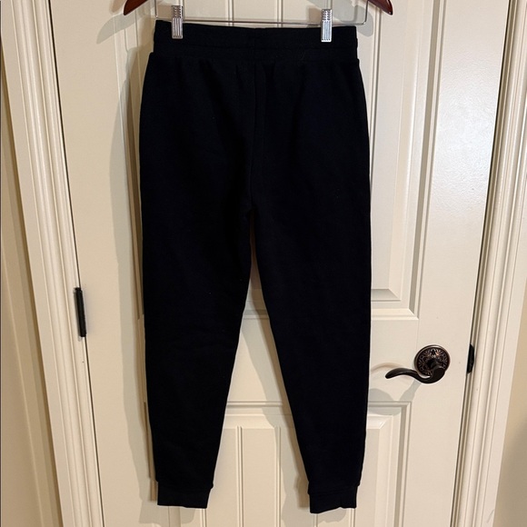 Puma Kids Black Fleece Sweats Joggers with Pink Logo Size 14/16 - Picture 4 of 11